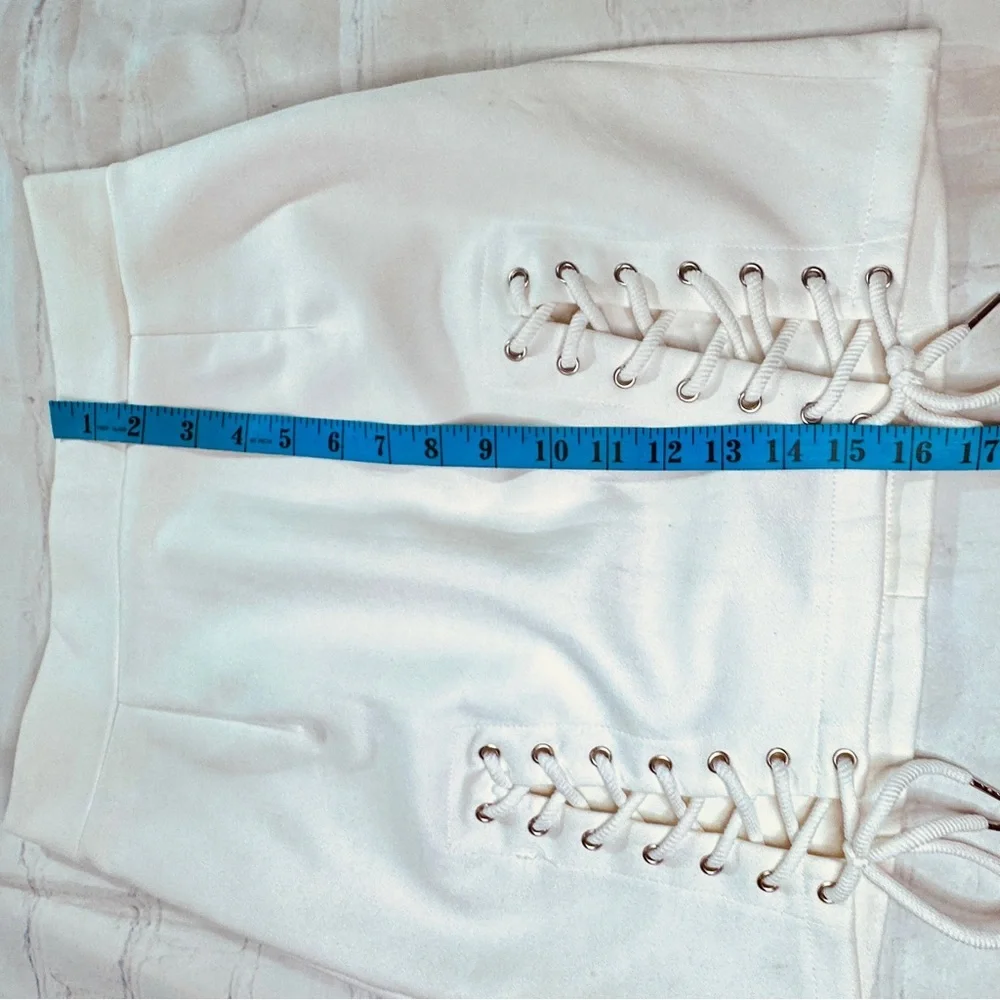Vestidos mini skirt white w/sexy lace-up front detail Women’s medium | rr9 - Picture 6 of 6